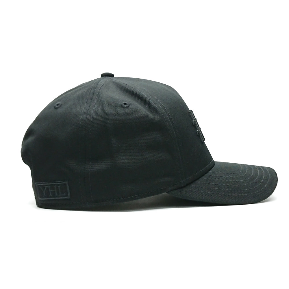 YoungHotLoaded - Black #ad Canvas Trucker